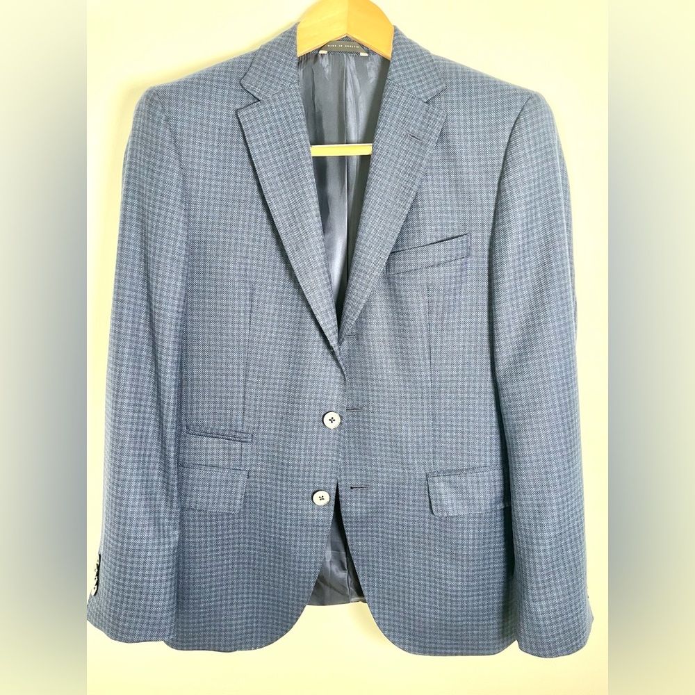 Hugo Boss blue check blazed sports coat 36R